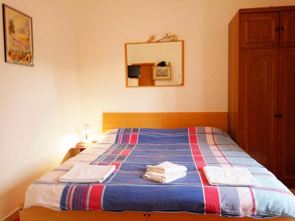 Guest House Kate 米利尼 外观 照片