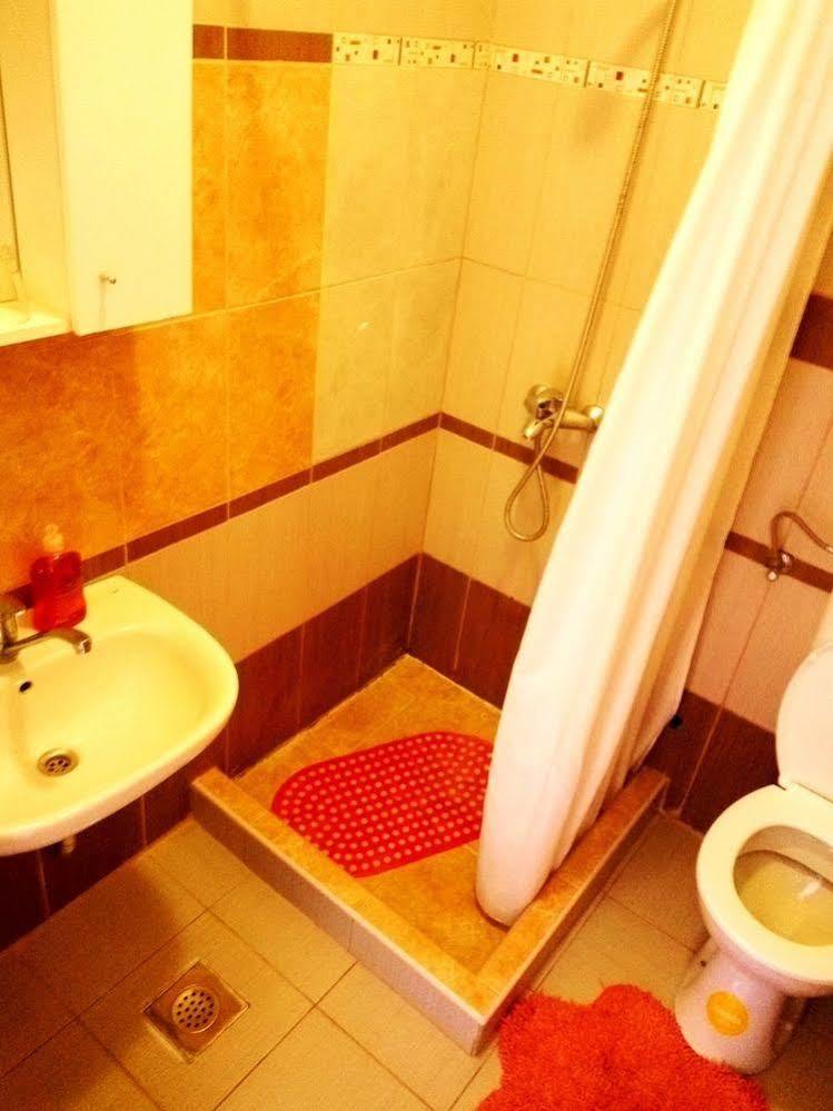 Guest House Kate 米利尼 外观 照片